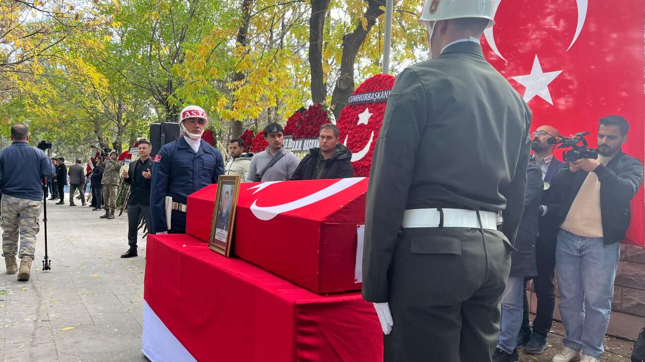 Konya’da şehit eşinden Ahmet Yasir Kuyucu’ya yürek yakan veda 34